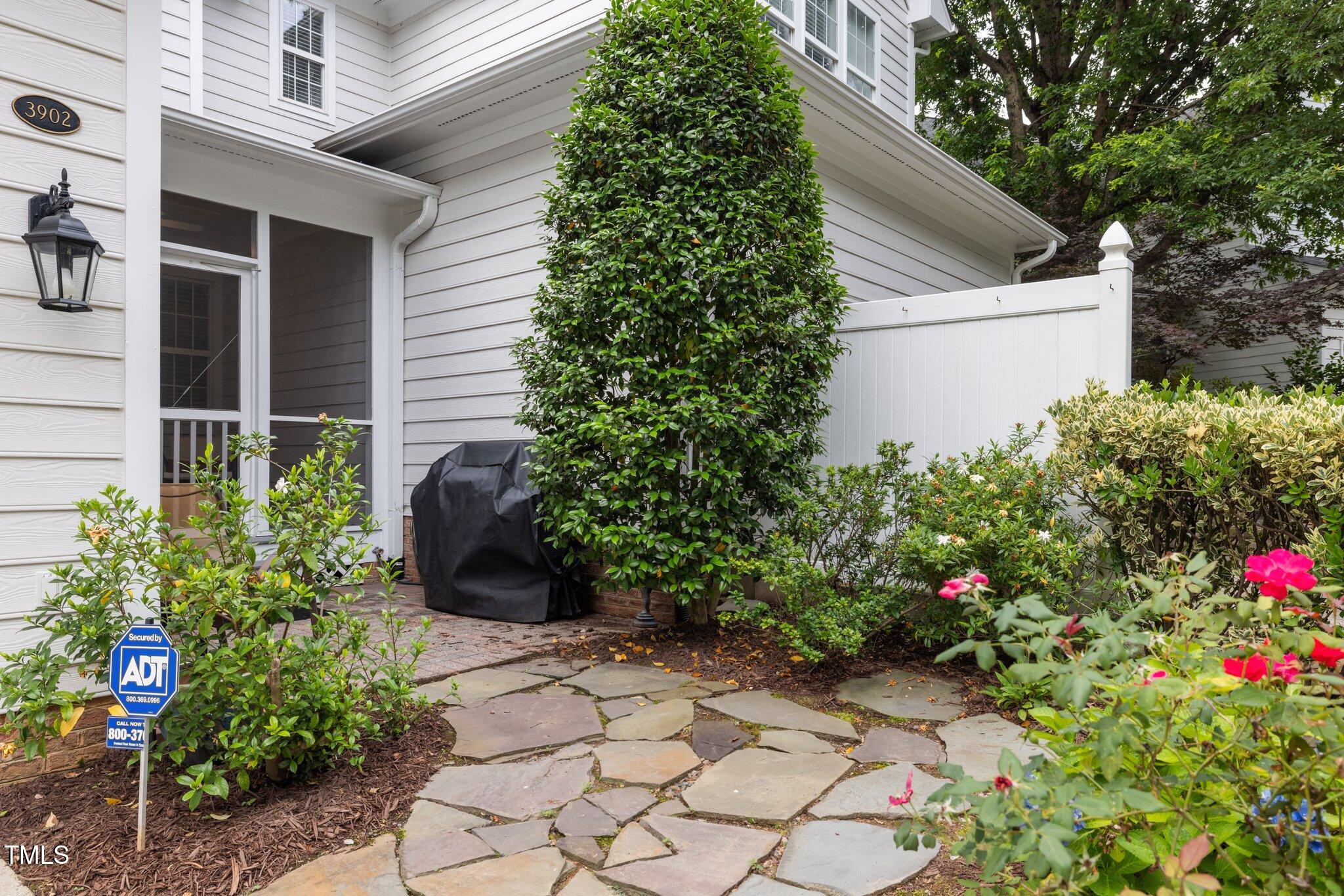 3902 Stags Leap Circle Raleigh, NC 27612 - Photo 40 of 53 -