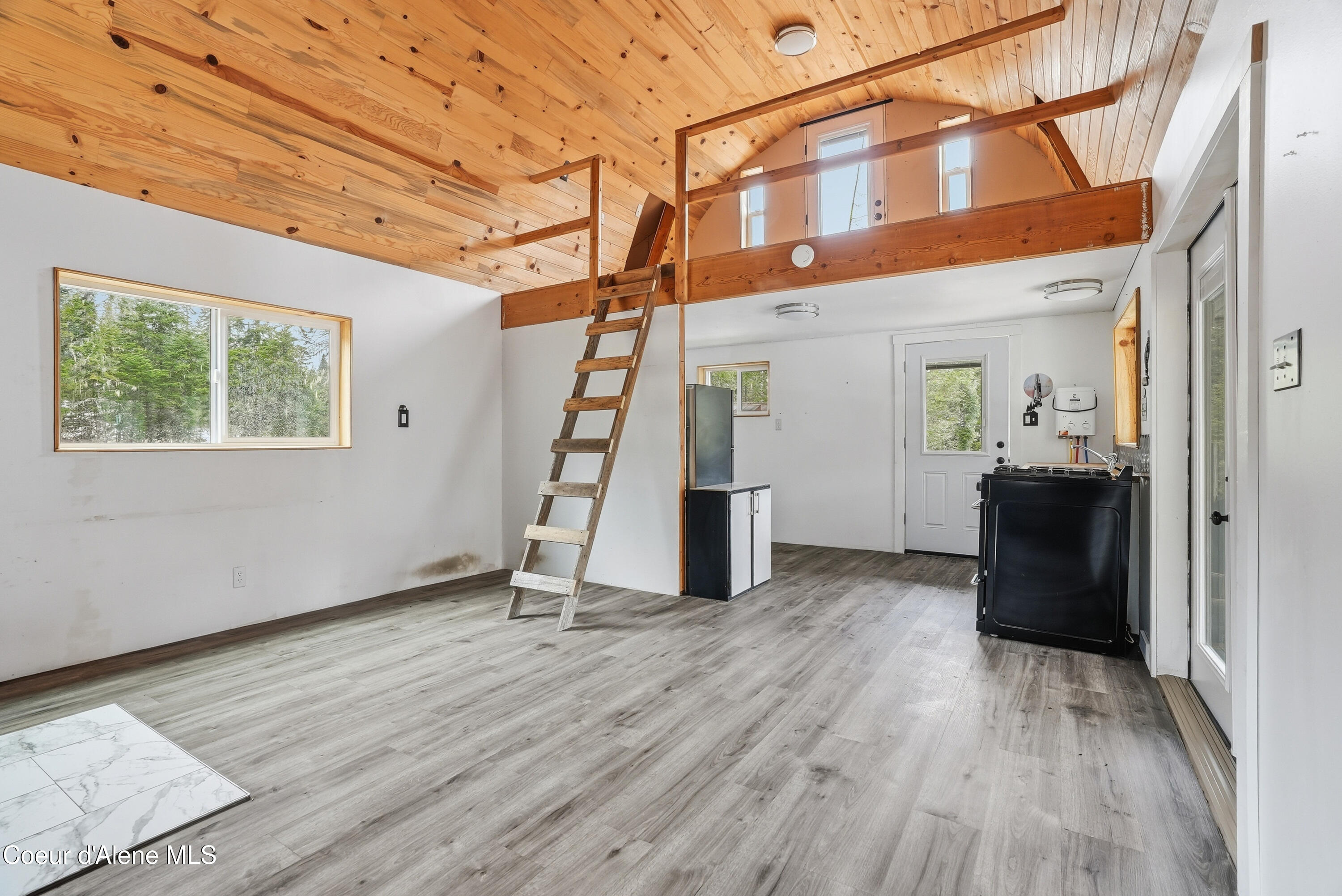 1428 West Elkhorn Meadows Road Fernwood, ID 83830 - Photo 12 of 33 Inside-Media-Elkhorn-8