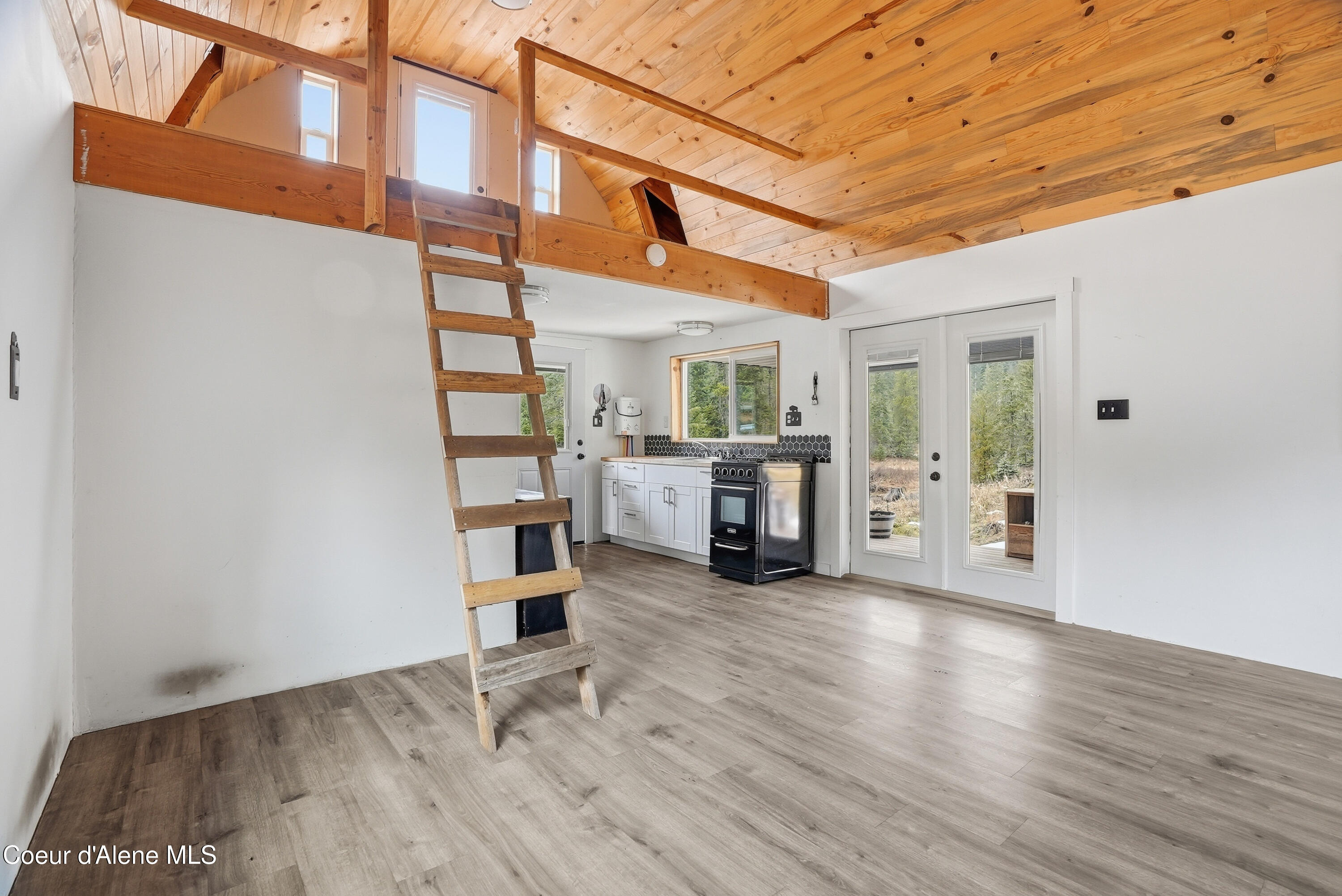 1428 West Elkhorn Meadows Road Fernwood, ID 83830 - Photo 13 of 33 Inside-Media-Elkhorn-9