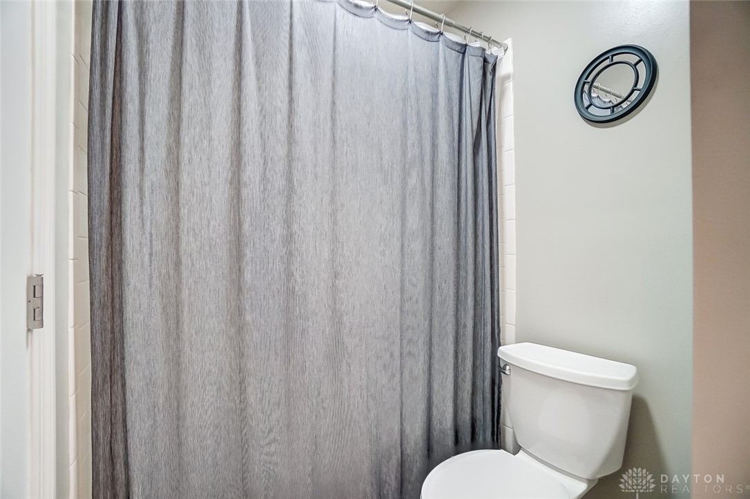 2634 Orchard Run Road Dayton, OH 45449 - Photo 20 of 25