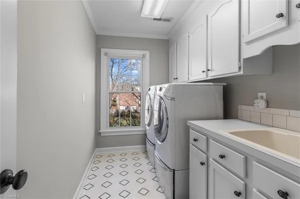 $600,000 | 3715 Brownstone Lane, Winston-Salem, NC 27106