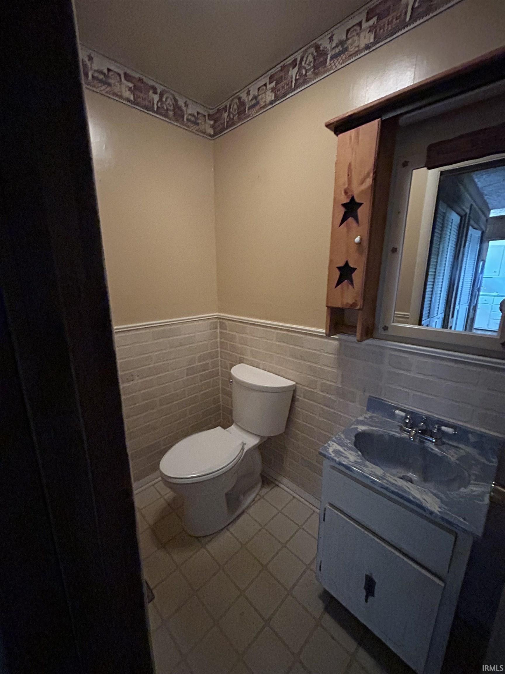 122 Edgewood Drive Bedford, IN 47421 - Photo 13 of 25