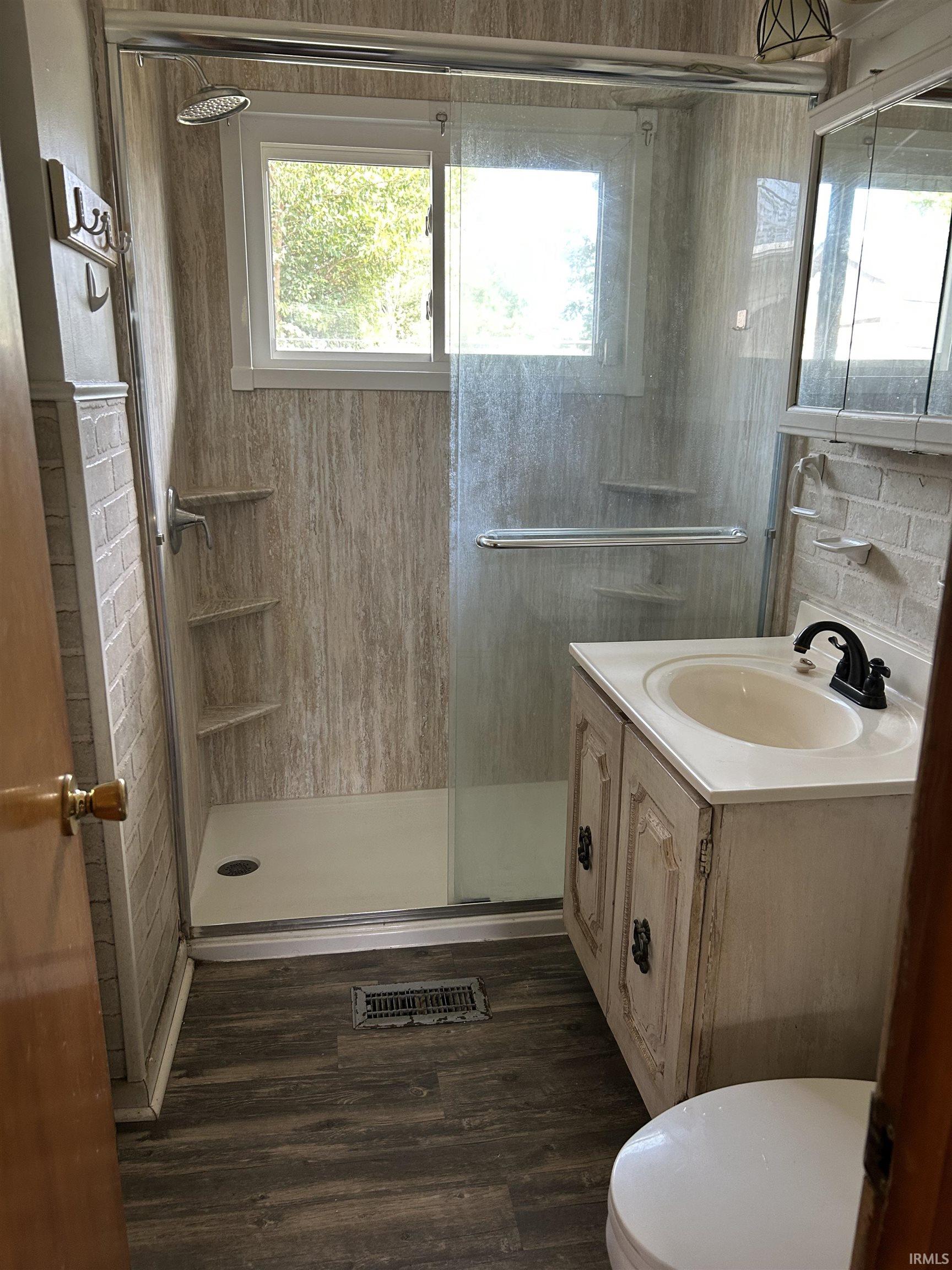 122 Edgewood Drive Bedford, IN 47421 - Photo 14 of 25