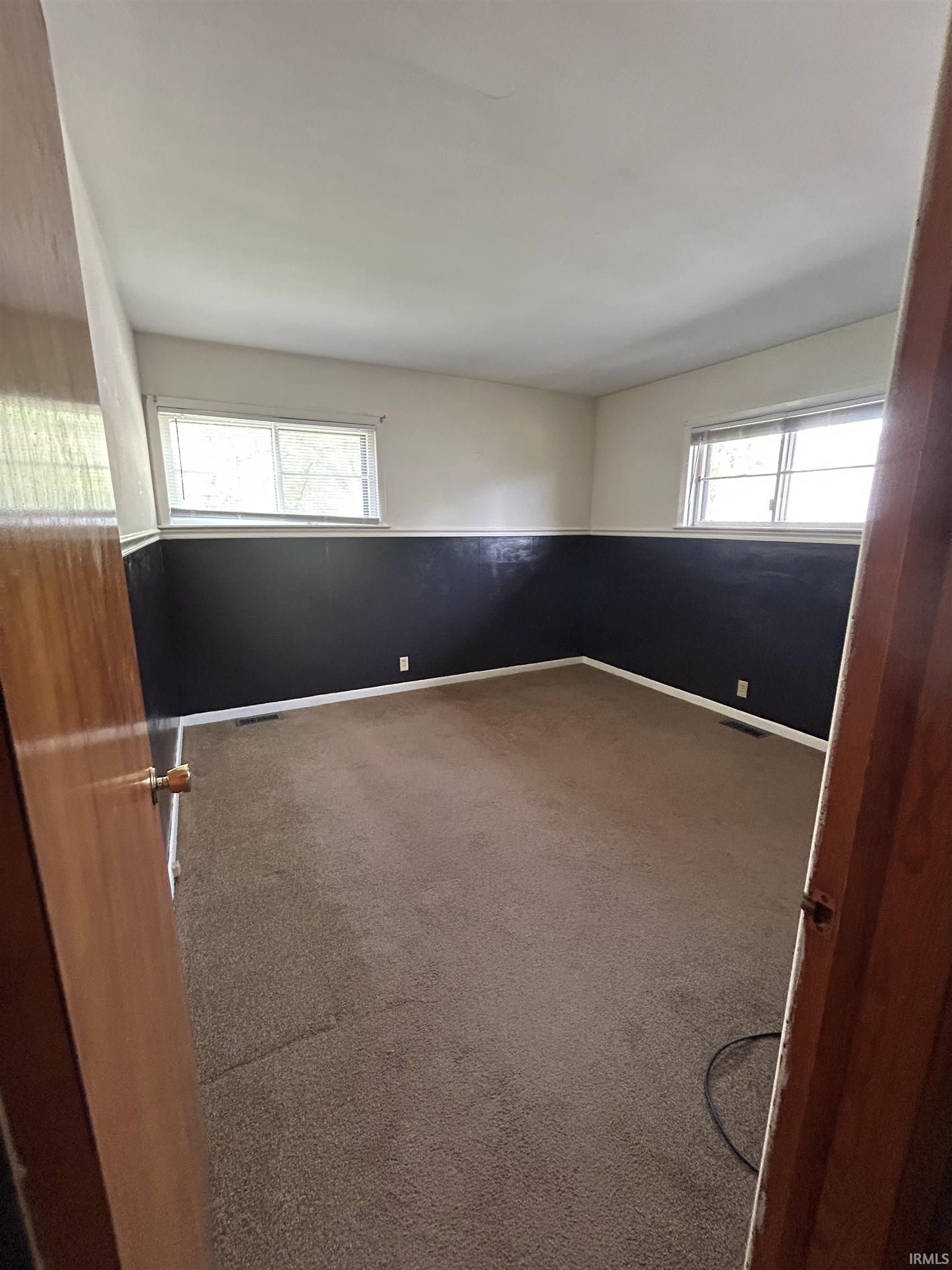 122 Edgewood Drive Bedford, IN 47421 - Photo 17 of 25