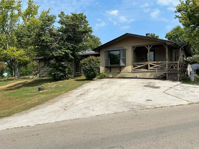 $229,000 | 122 Edgewood Drive, Bedford, IN 47421