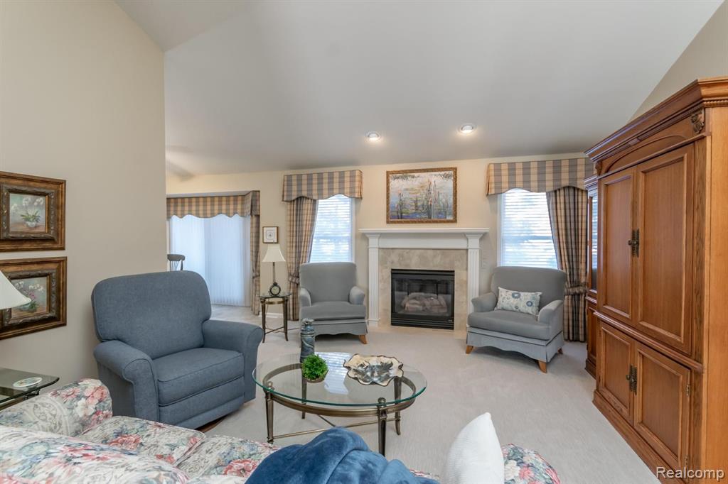 22460 Timber Ridge Court Woodhaven, MI 48183 - Photo 3 of 26