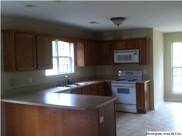 3045 Summit Lane Fultondale, AL 35068 - Photo 9 of 27