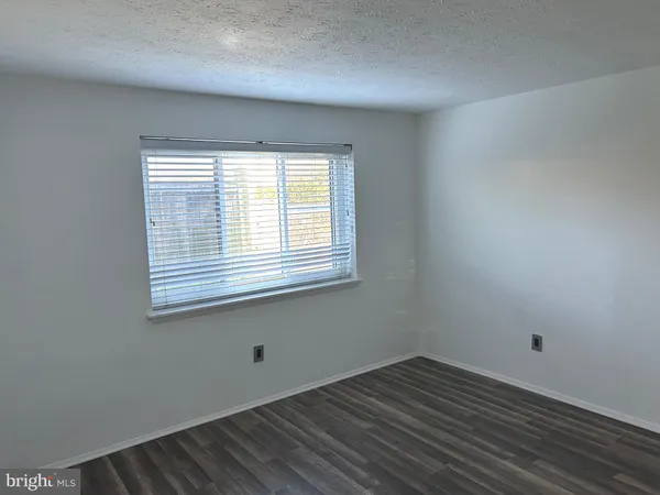 $2,000 | 12405 Hickory Tree Way, Unit 613, Germantown, MD 20874