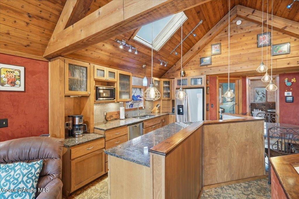 34129 Scenic Bay Road Bayview, ID 83803 - Photo 23 of 69 Kitchen