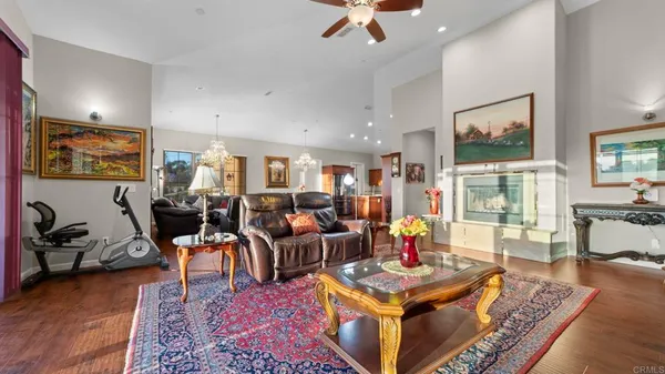 $1,500,000 | 954 Miramar Drive, Vista, CA 92081