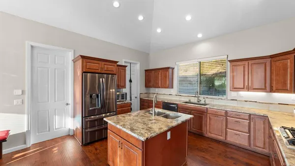 $1,500,000 | 954 Miramar Drive, Vista, CA 92081
