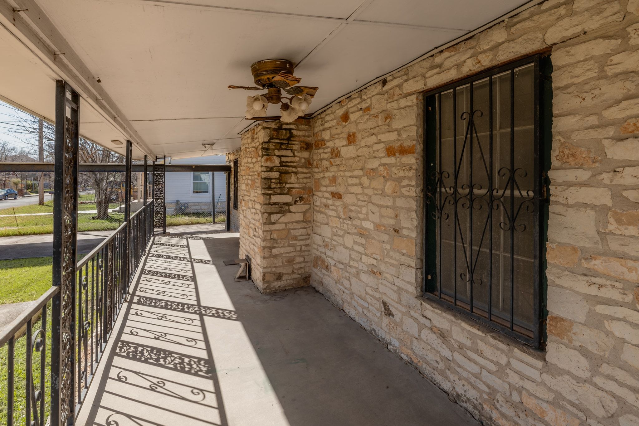 1114 Richardine Avenue Austin, TX 78721 - Photo 6 of 27 a view of a balcony