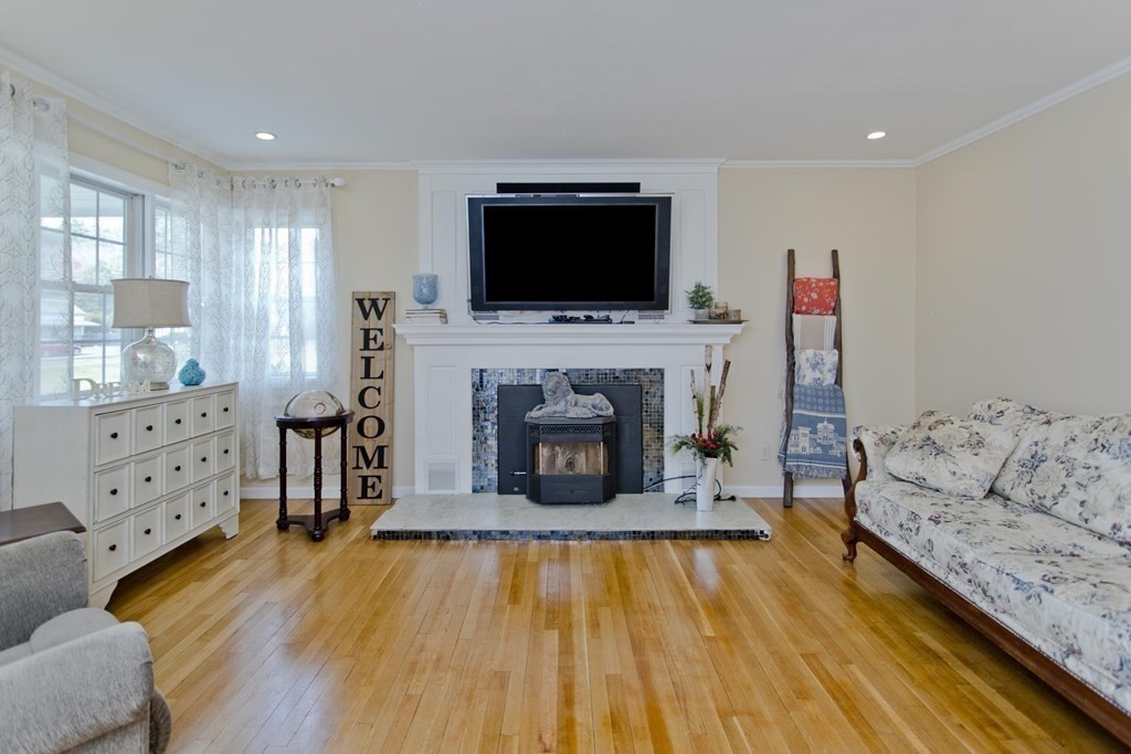 146 Huntington Road Russell, MA 01071 - Photo 14 of 42 a living room with furniture and a flat screen tv