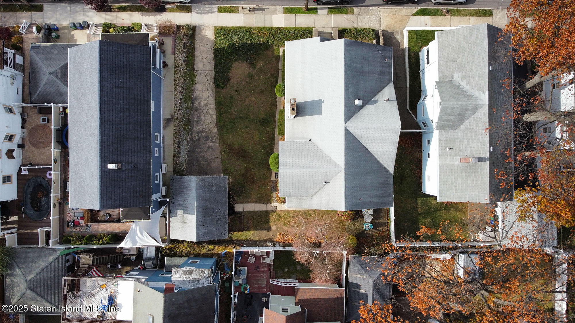 151 Clinton B Fiske Avenue Staten Island, NY 10314 - Photo 27 of 33 an aerial view of houses with outdoor space