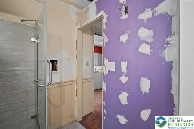 $275,000 | 2 West Catawissa Street, Nesquehoning, PA 18240