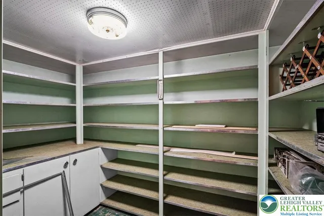 $275,000 | 2 West Catawissa Street, Nesquehoning, PA 18240