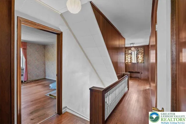 $275,000 | 2 West Catawissa Street, Nesquehoning, PA 18240