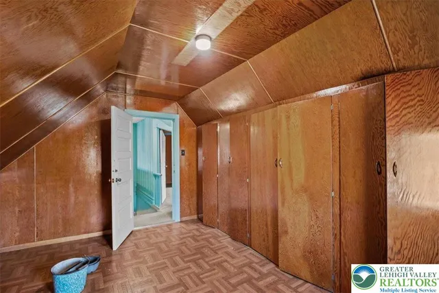 $275,000 | 2 West Catawissa Street, Nesquehoning, PA 18240