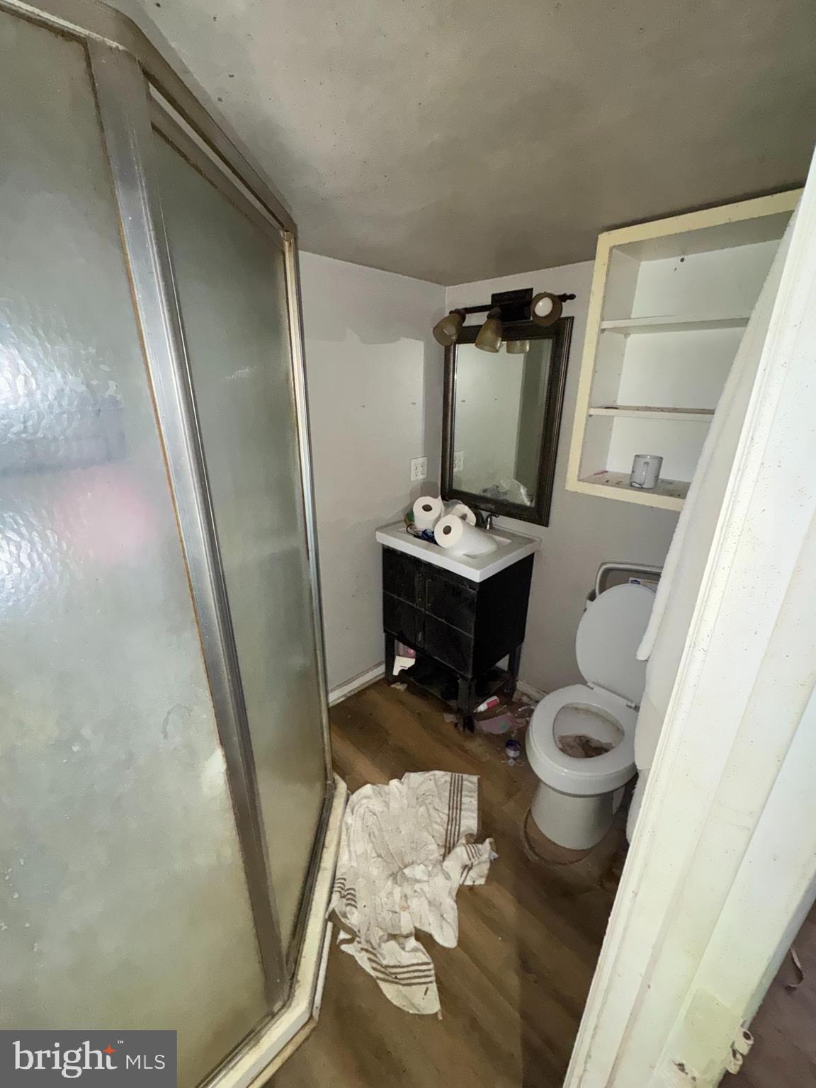 491 Broad Street Houston, DE 19954 - Photo 17 of 22 a view of living room with furniture and a rug