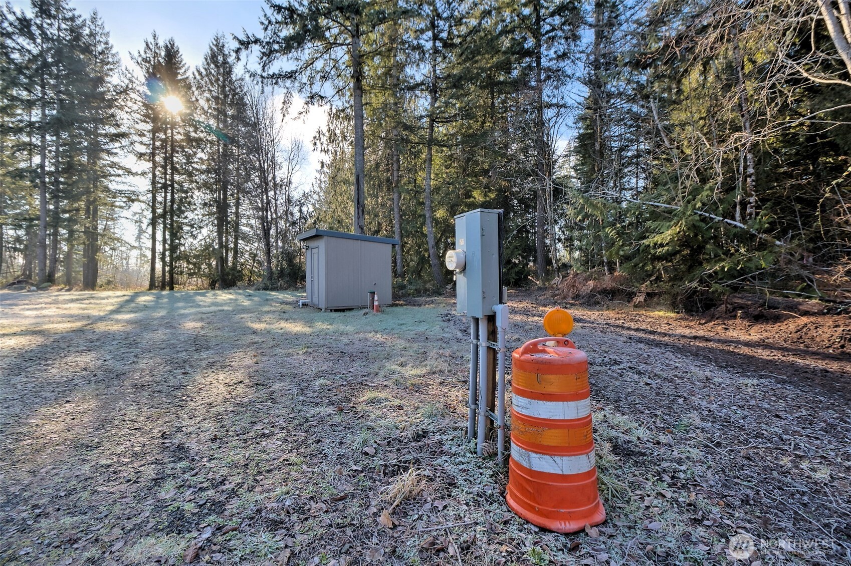 660 Southeast Cook Plant Farm Road Shelton, WA 98584 - Photo 21 of 27 a backyard of a house with trampoline