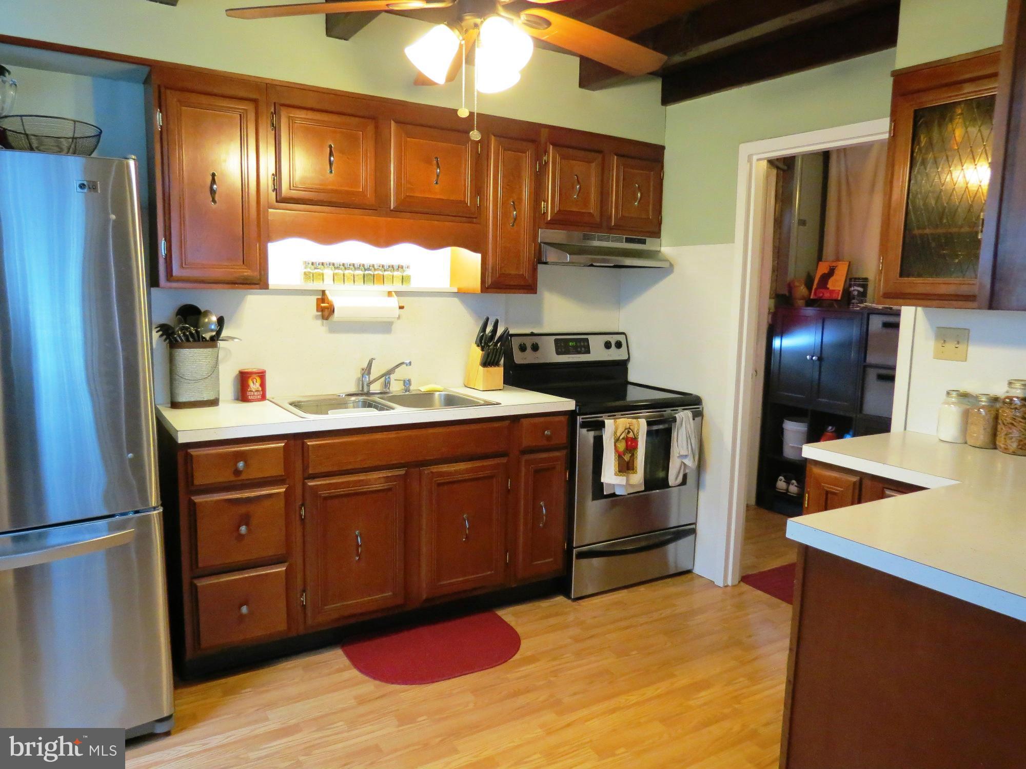 521 Manor Road Sykesville, MD 21784 - Photo 10 of 30 Kitchen