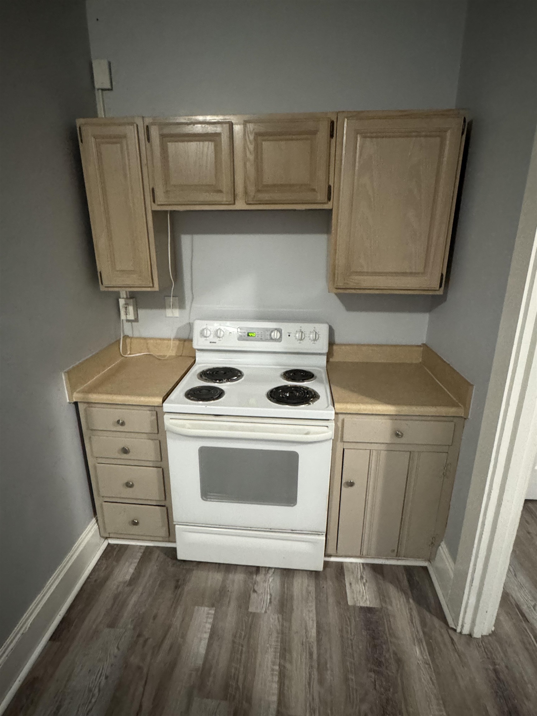 39 Pleasant Street, Unit 1 Claremont, NH 03743 - Photo 11 of 18