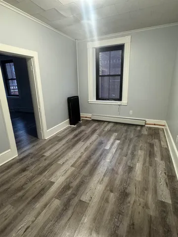 $1,825 | 39 Pleasant Street, Unit 1, Claremont, NH 03743