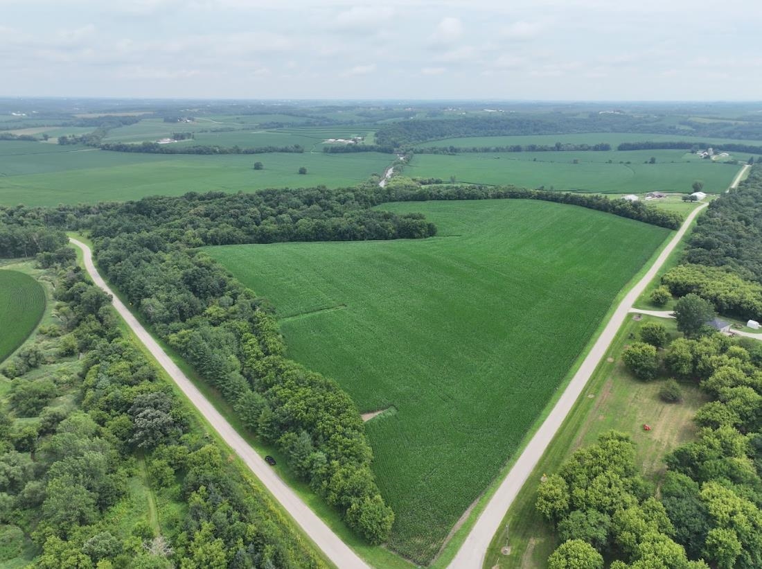 34.59 M/l Acres Riverbend Road Gratiot, WI 53541 - Photo 2 of 36