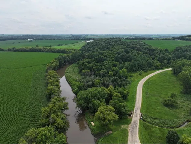 $435,000 | 34.59 M/l Acres Riverbend Road, Gratiot, WI 53541