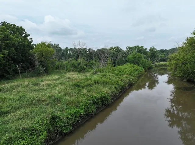 $435,000 | 34.59 M/l Acres Riverbend Road, Gratiot, WI 53541