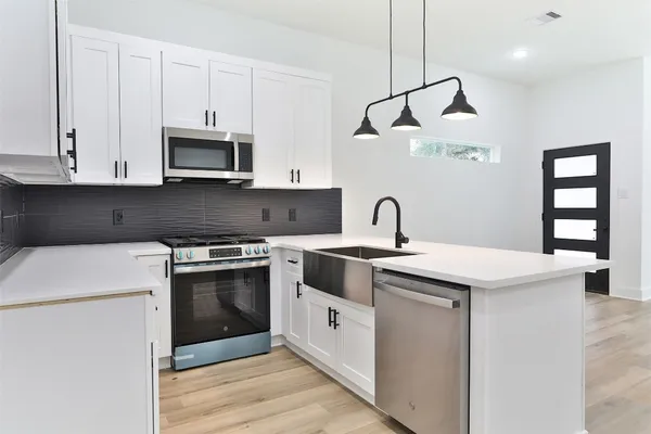 $1,899 | 8109 Bigwood Street, Unit A, Houston, TX 77078