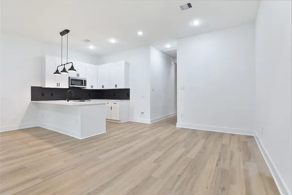 $1,899 | 8109 Bigwood Street, Unit A, Houston, TX 77078
