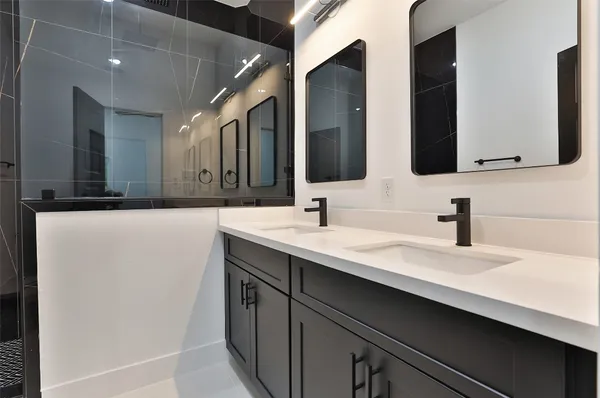 $1,899 | 8109 Bigwood Street, Unit A, Houston, TX 77078