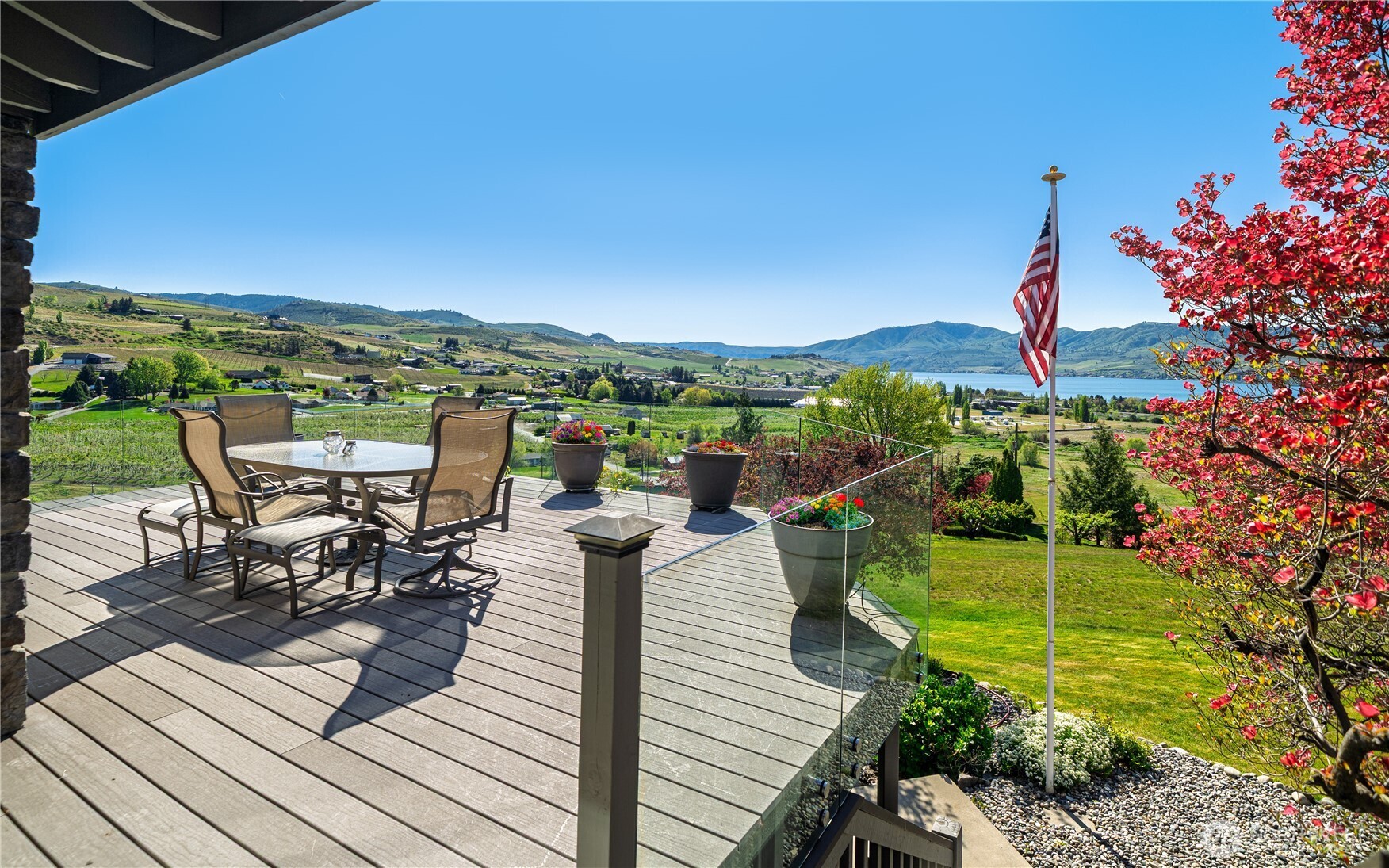 265 Proctor Boulevard Manson, WA 98831 - Photo 11 of 38