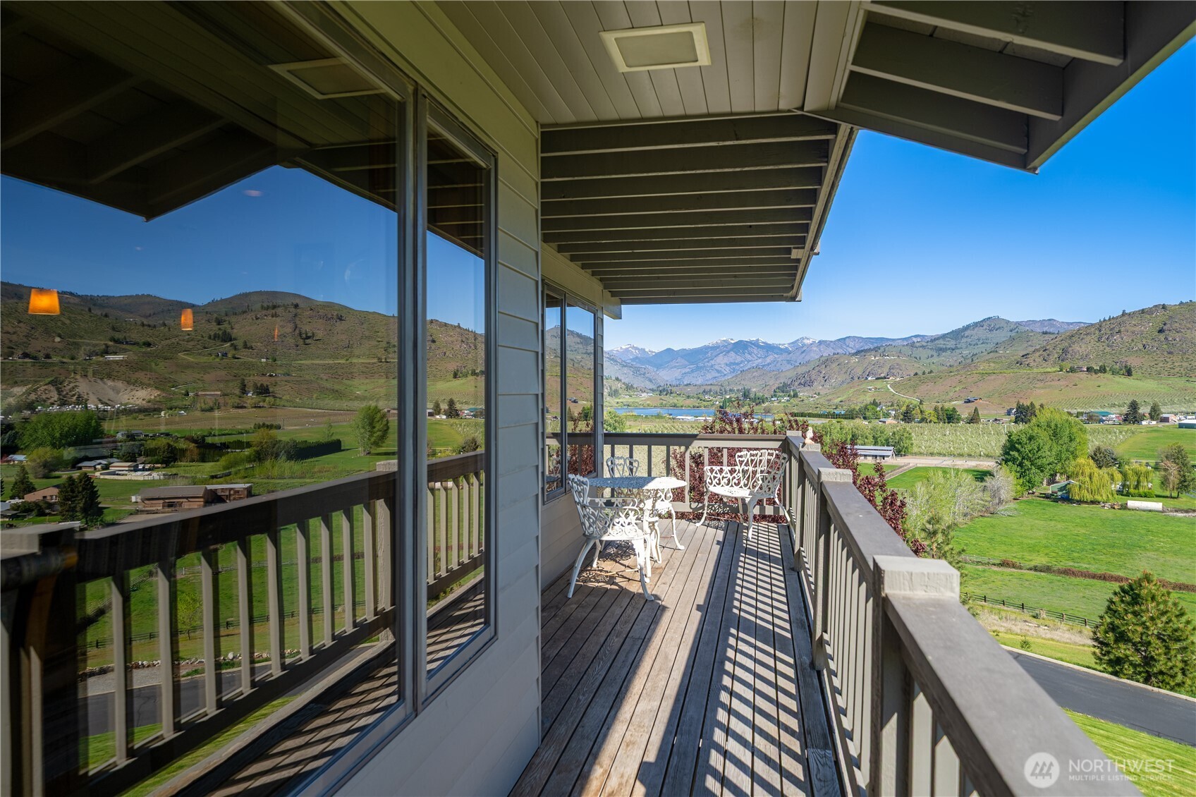 265 Proctor Boulevard Manson, WA 98831 - Photo 14 of 38