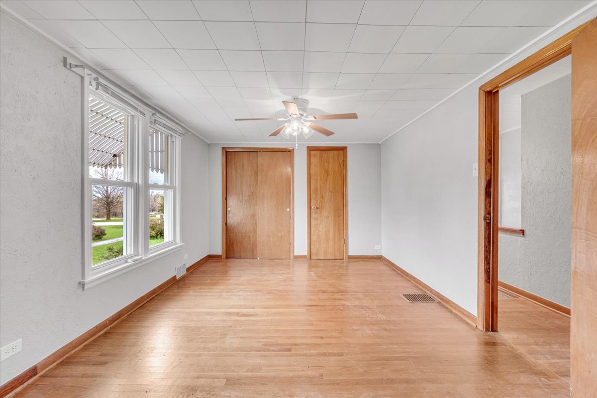 8850 Ridgewood Road Rock Island, IL 61201 - Photo 26 of 45 a view of an empty room with a window