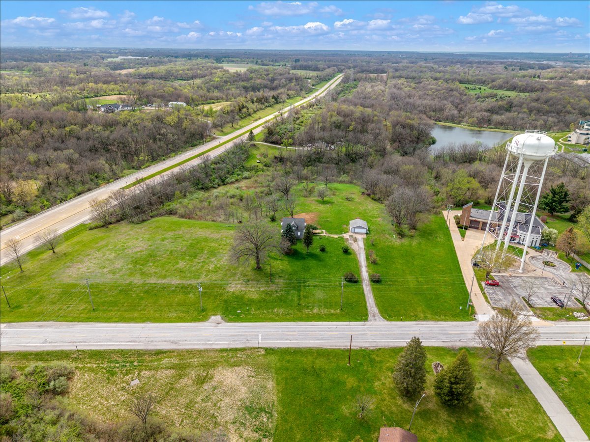 8850 Ridgewood Road Rock Island, IL 61201 - Photo 39 of 45 a view of a city