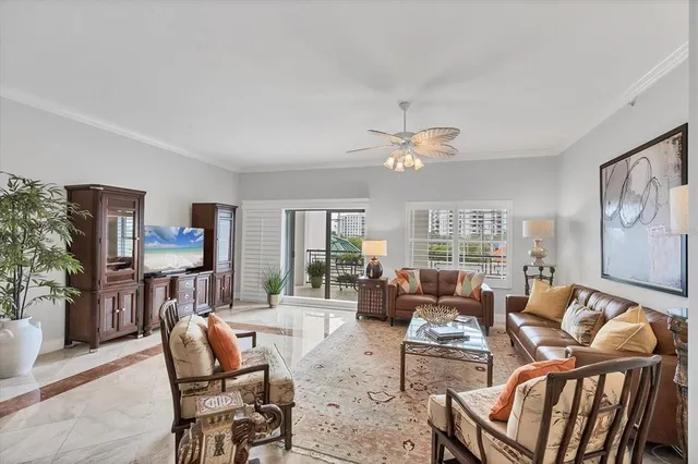 $1,595,000 | 505 South Orange Avenue, Unit 301, Sarasota, FL 34236