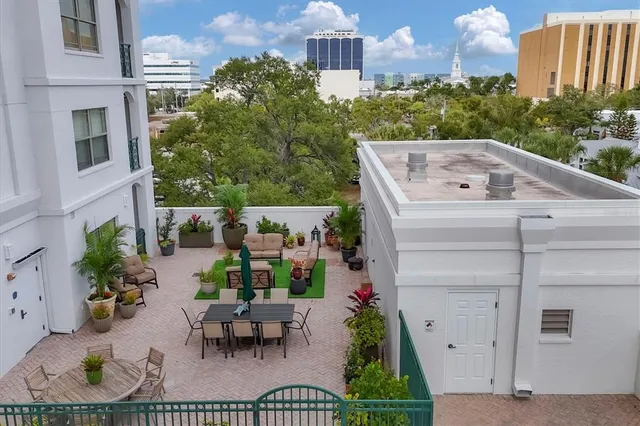 $1,595,000 | 505 South Orange Avenue, Unit 301, Sarasota, FL 34236