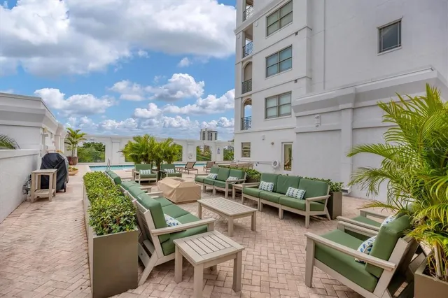 $1,595,000 | 505 South Orange Avenue, Unit 301, Sarasota, FL 34236