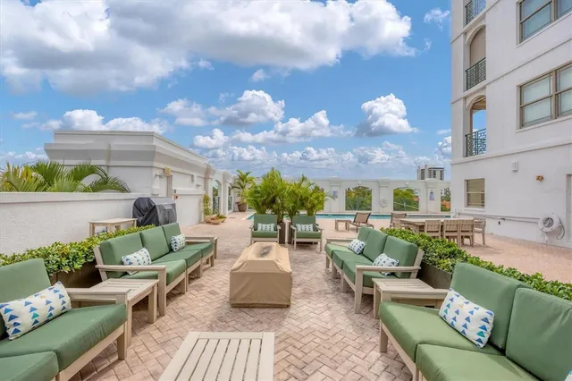 $1,595,000 | 505 South Orange Avenue, Unit 301, Sarasota, FL 34236