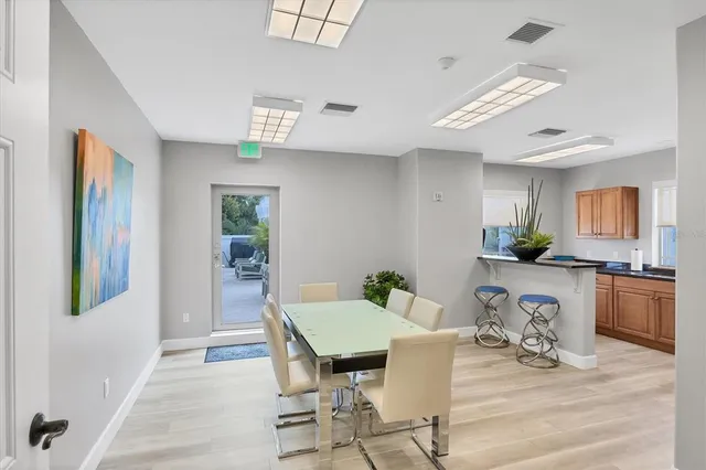 $1,595,000 | 505 South Orange Avenue, Unit 301, Sarasota, FL 34236