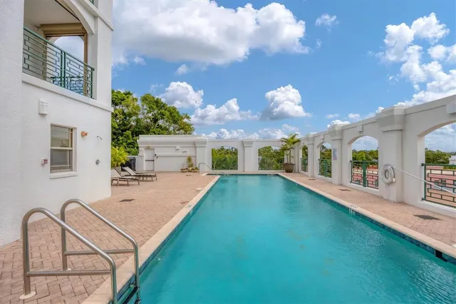 $1,595,000 | 505 South Orange Avenue, Unit 301, Sarasota, FL 34236