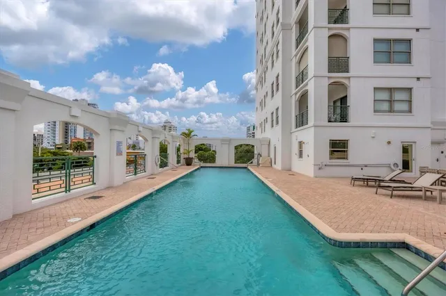 $1,595,000 | 505 South Orange Avenue, Unit 301, Sarasota, FL 34236