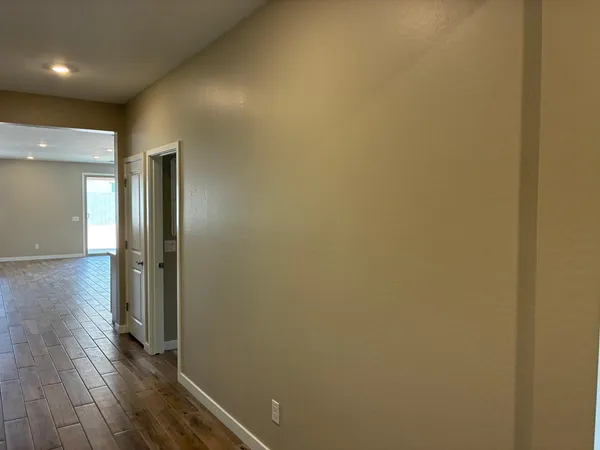 $2,295 | 18372 West Villa Chula Lane, Surprise, AZ 85387