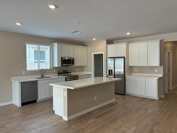 $2,295 | 18372 West Villa Chula Lane, Surprise, AZ 85387