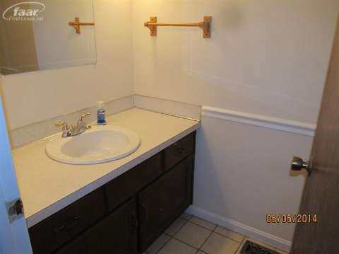 5438 Copley Square Road Grand Blanc, MI 48439 - Photo 7 of 12 20400209-6.JPG