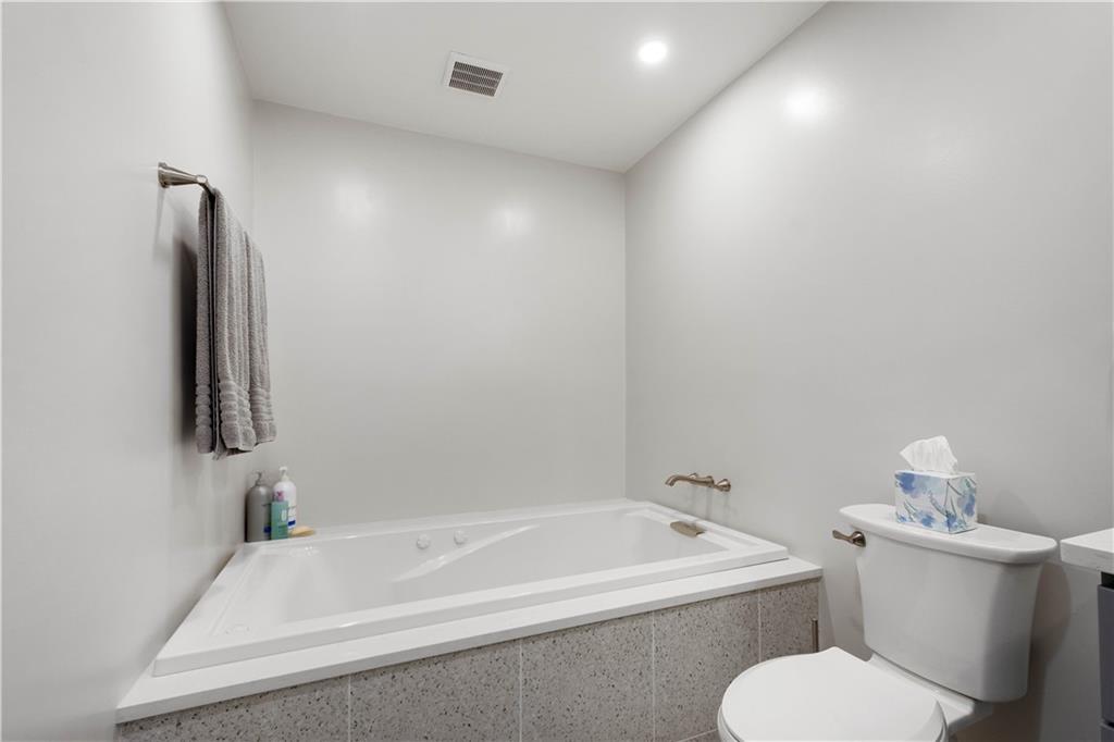 1520 4th Avenue Coraopolis, PA 15108 - Photo 20 of 37