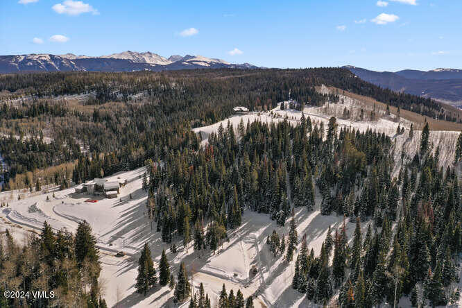 782 Granite Springs Trail Edwards, CO 81632 - Photo 14 of 33 a view of a city with mountain