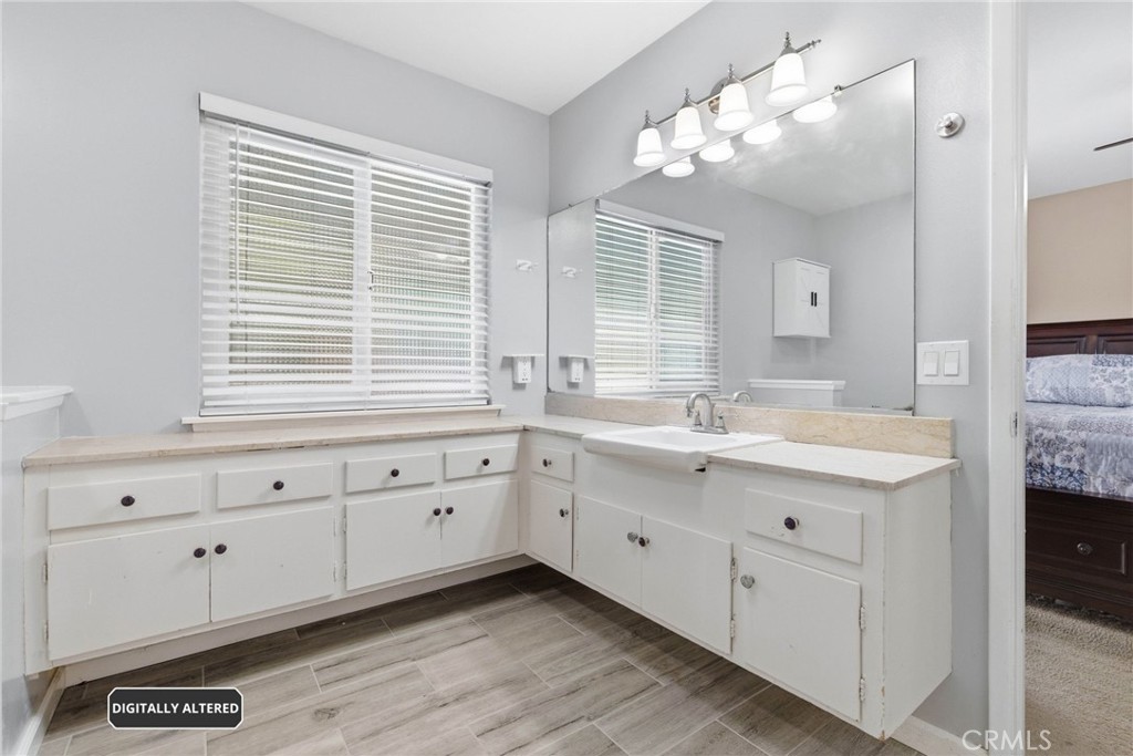 1935 West Chanticleer Road Anaheim, CA 92804 - Photo 17 of 33